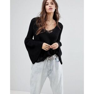 Free People Damsel Thick Knit Sweater V Neck Cropped Black Bell Sleeves Size S